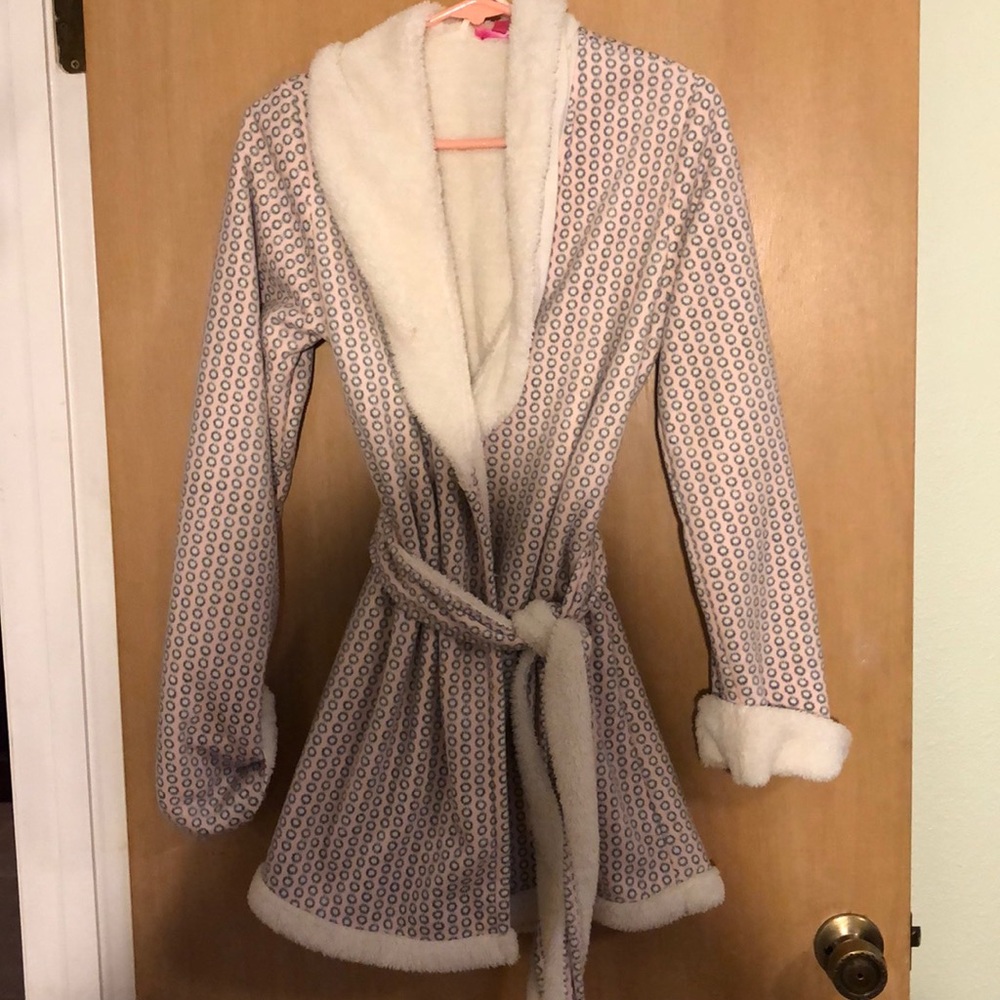 Betsy Johnson Bathrobe Sherp Lining Pockets Circle Pattern Size Small